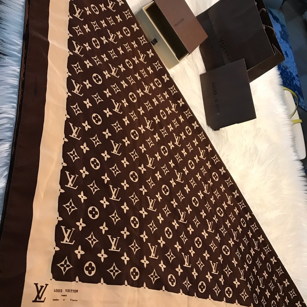 Louis Vuitton Scarf